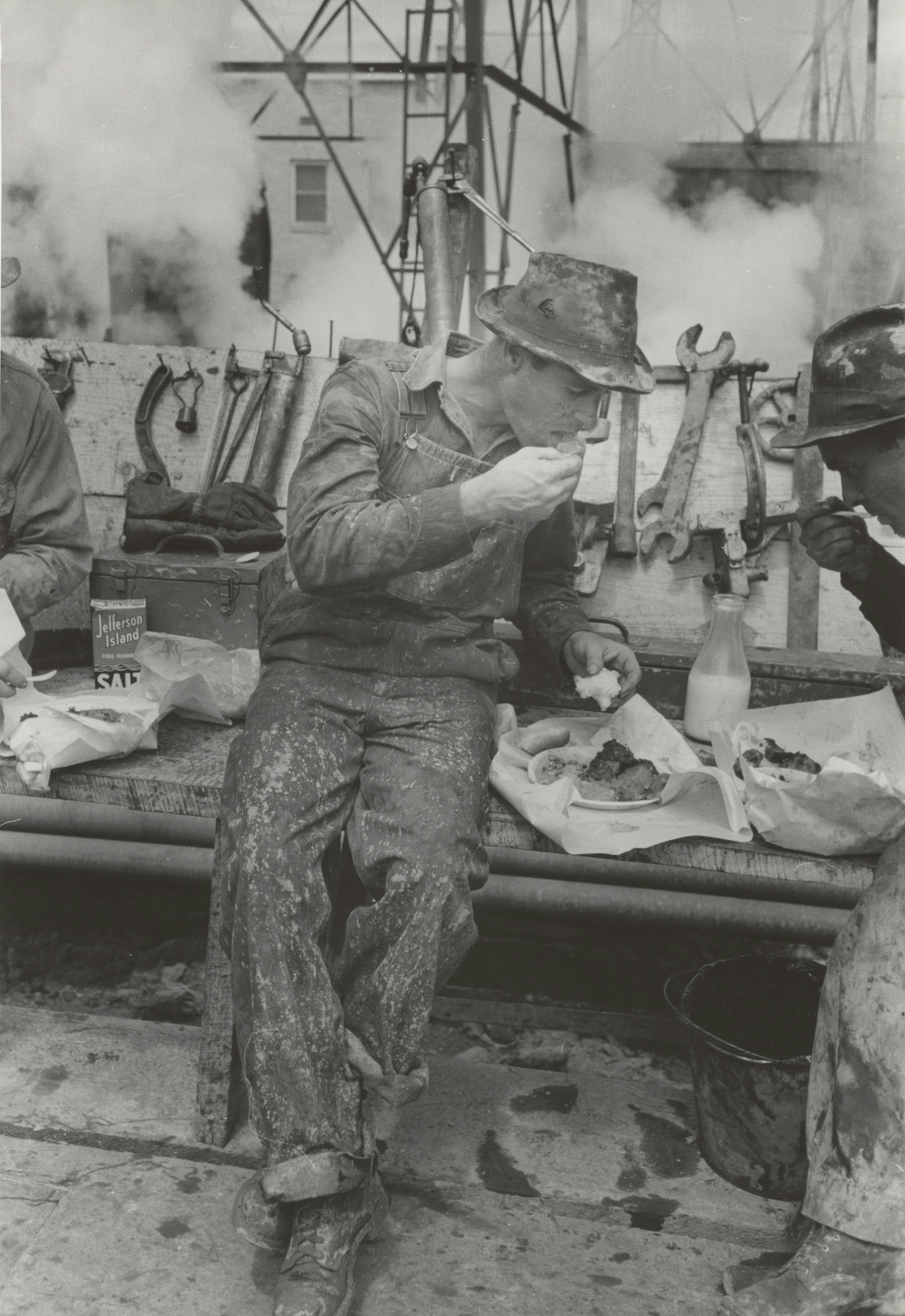 The Organizer's Paradox: Leading by Not Leading