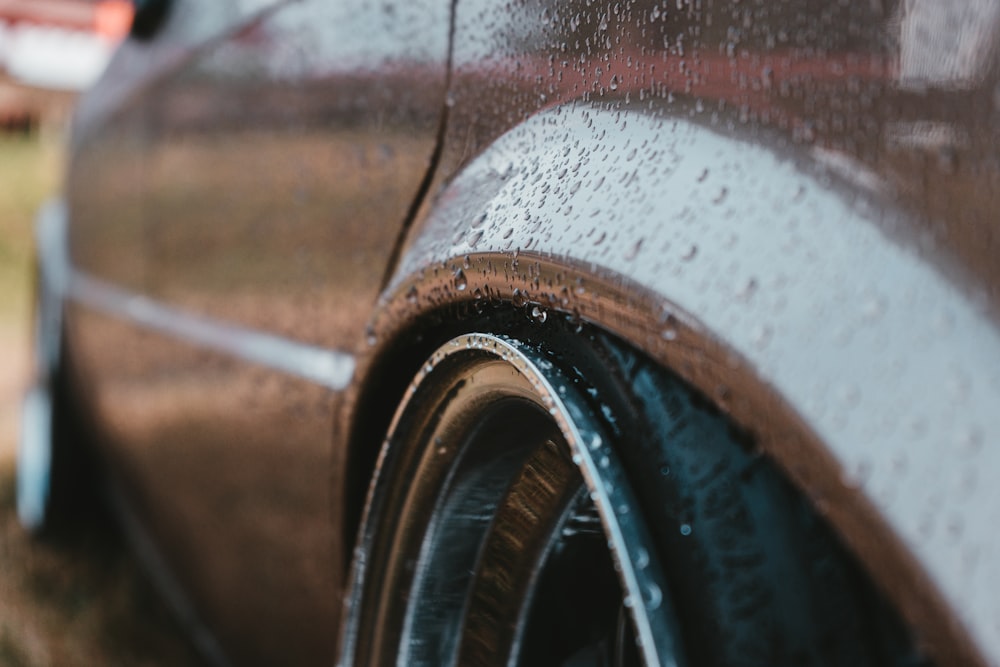 brown car close-up photography