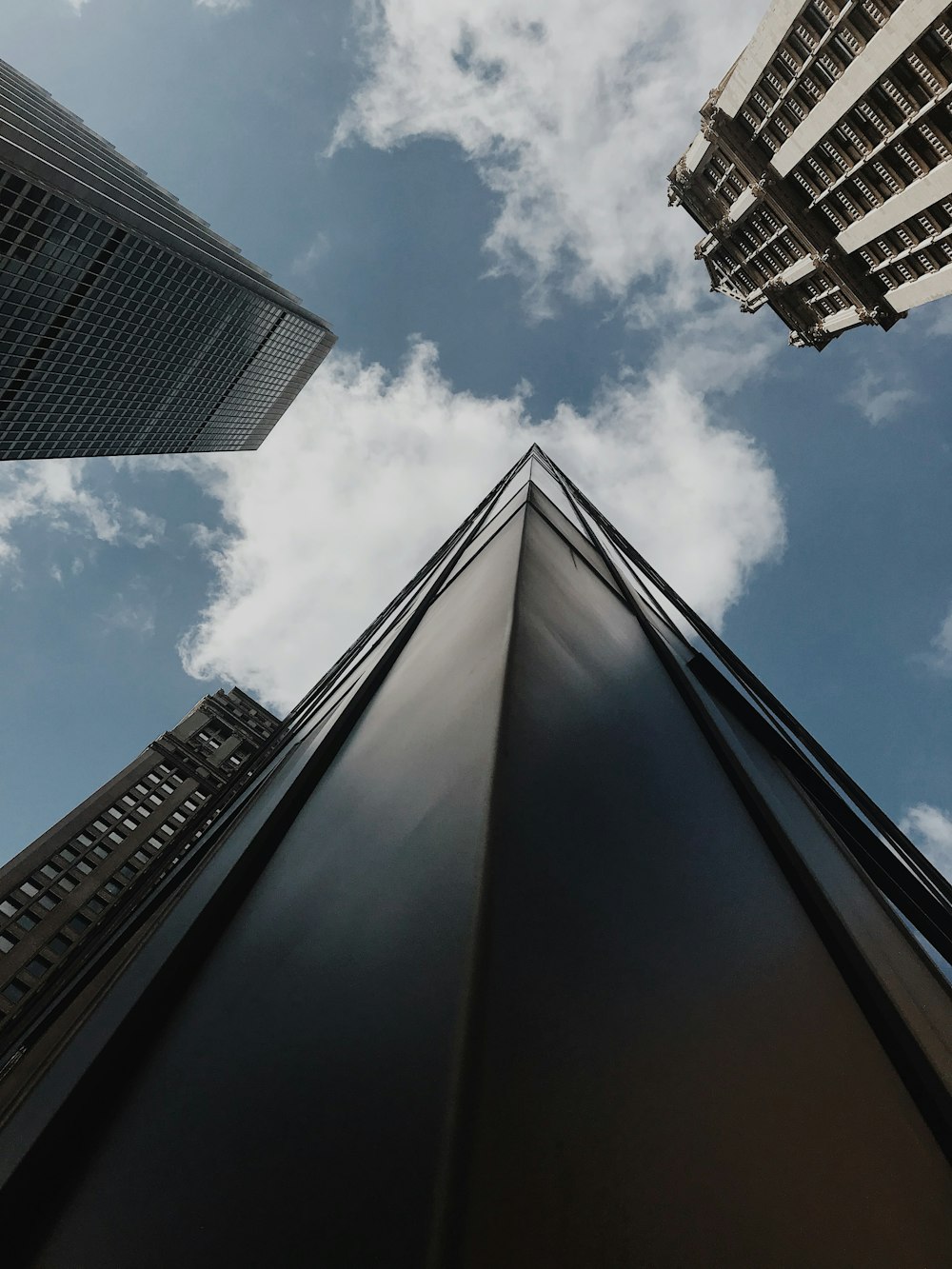 high rise building during daytime