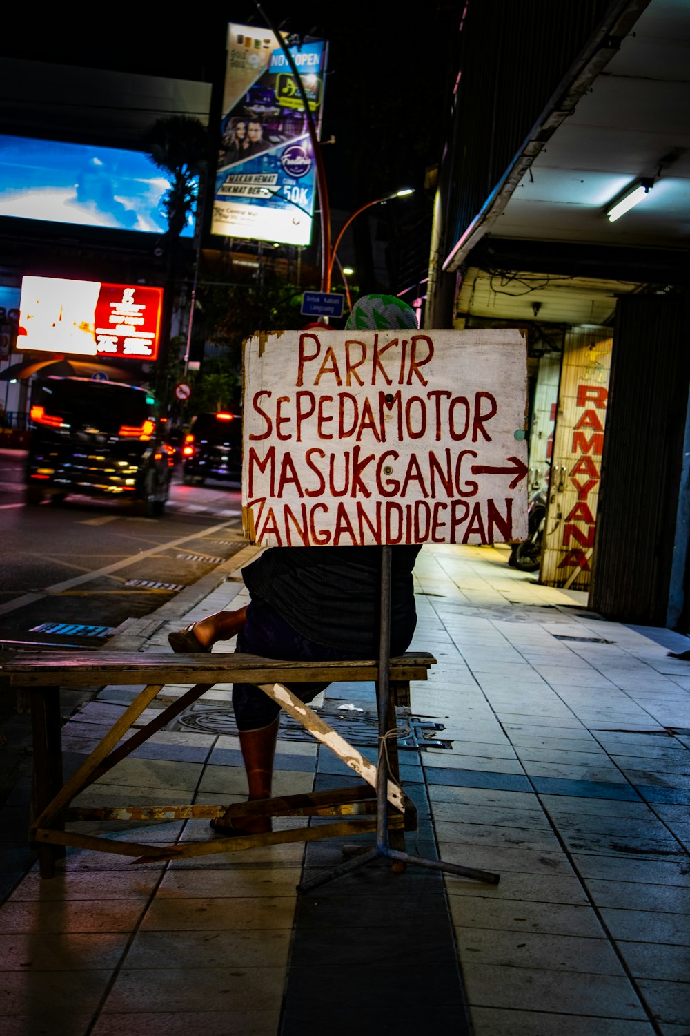 parkir sepedamotor signage