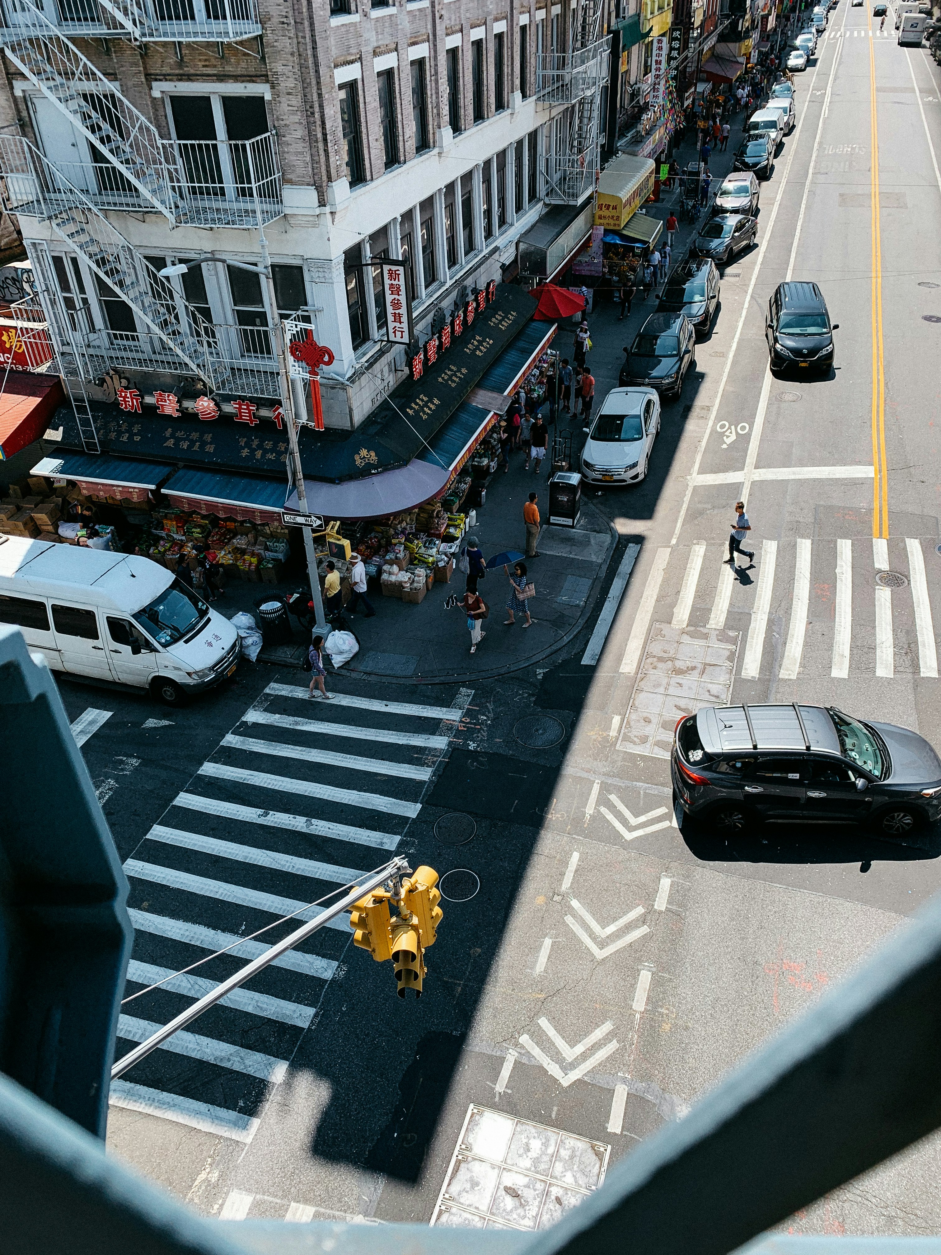 intersection photo during daytime