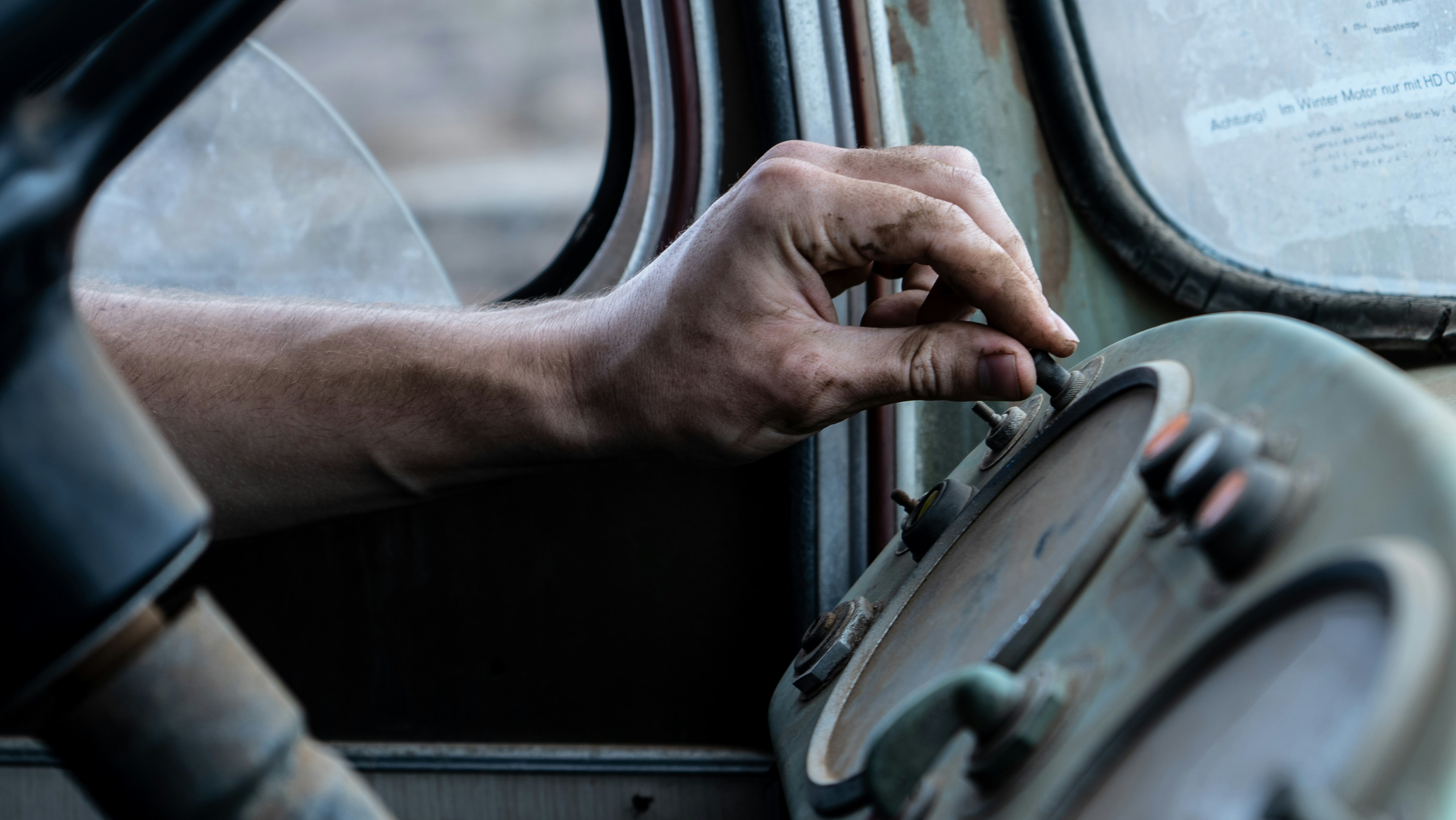 left human hand