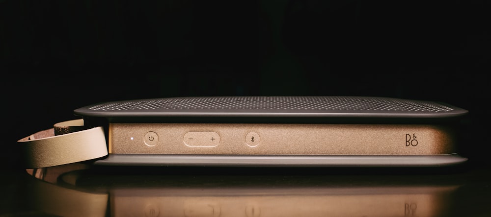 brown smartphone flip-case