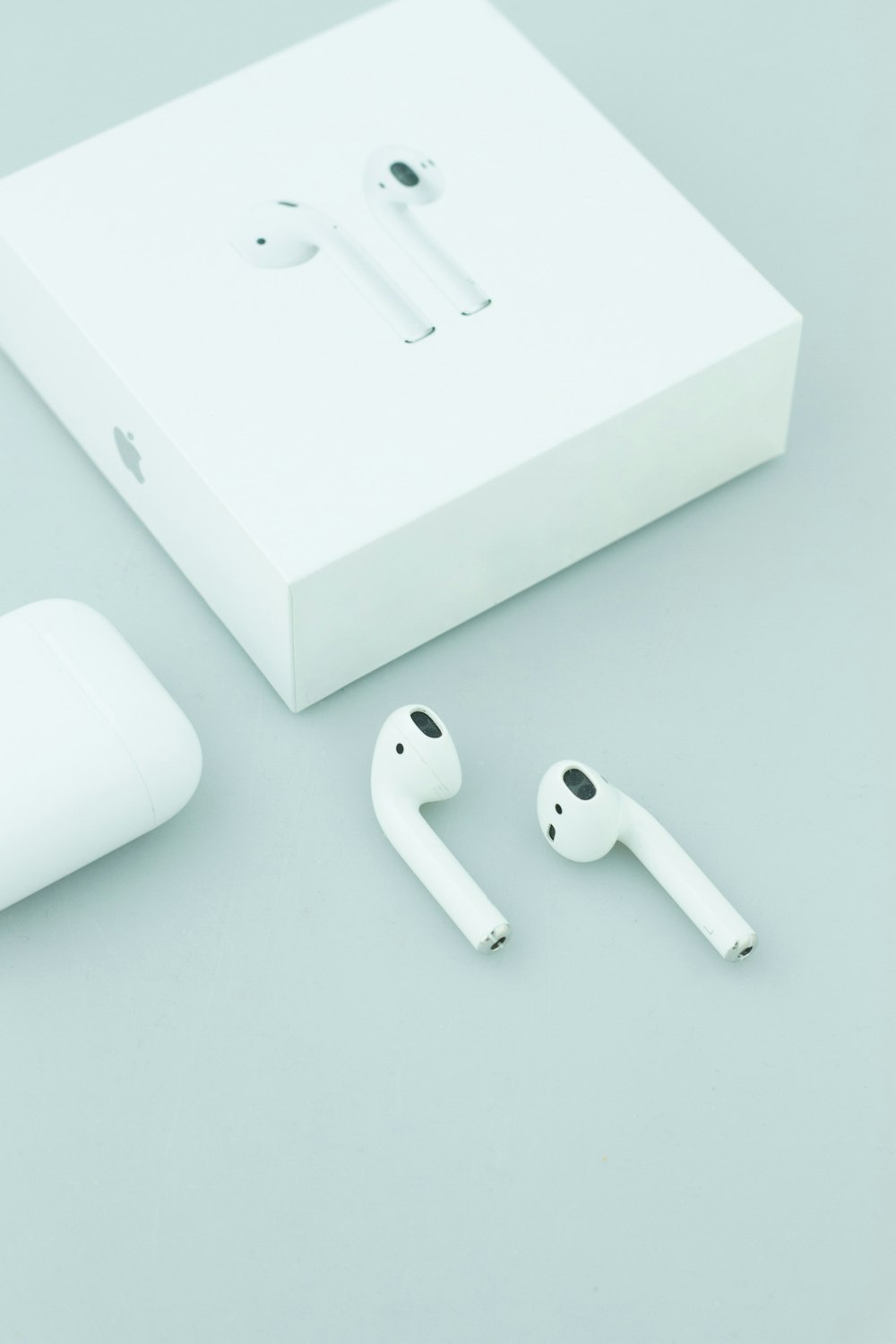 Apple AirPods