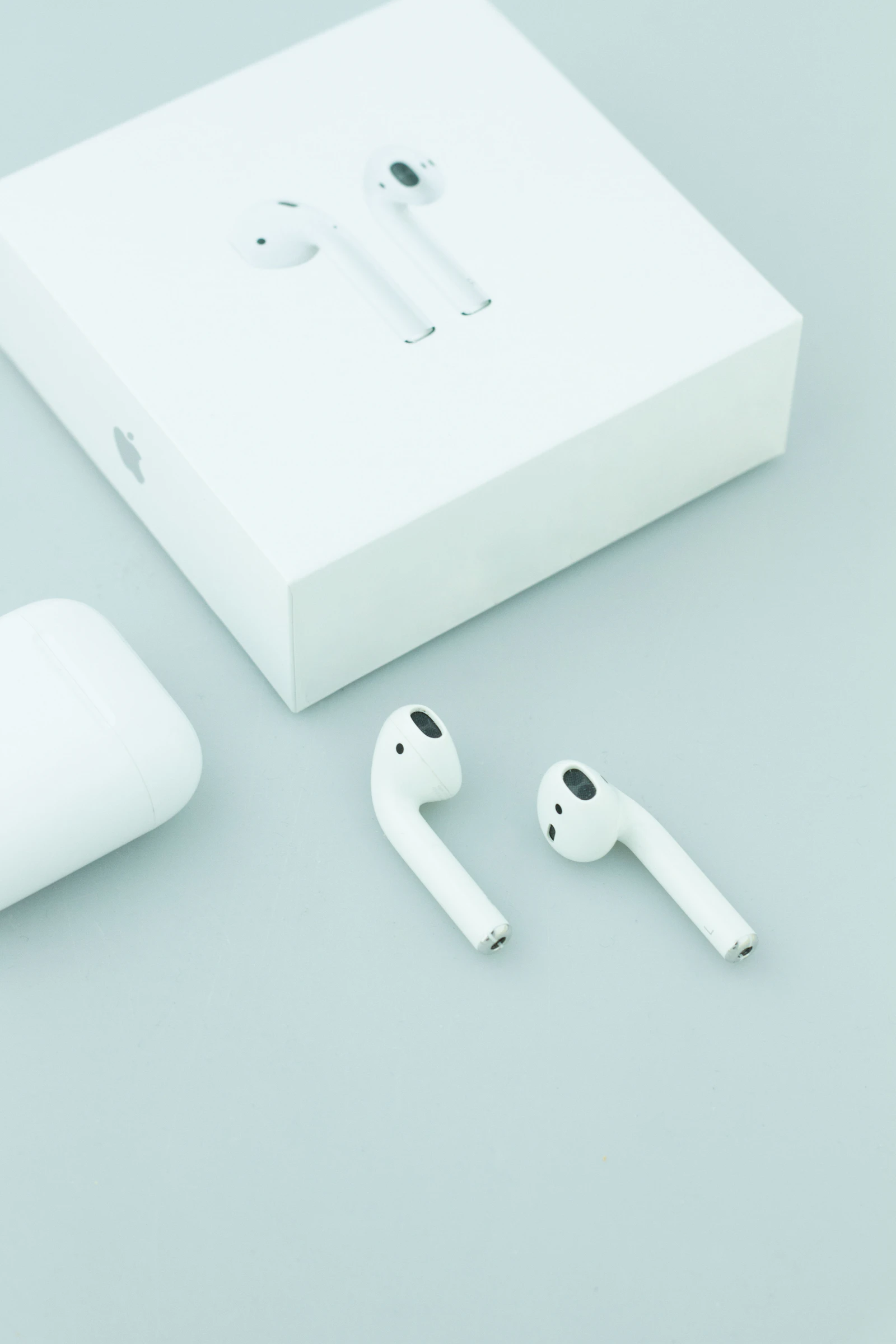 Apple AirPods style wireless earphones