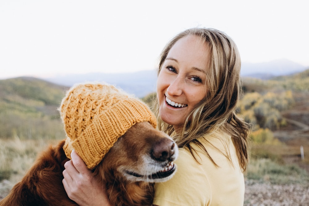 women's yellow top