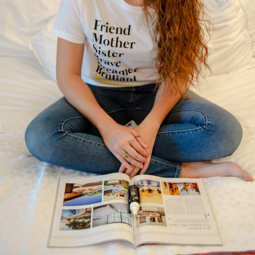 women's white and black crew-neck shirt