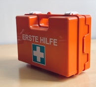 orange Erste Hilfe med kit