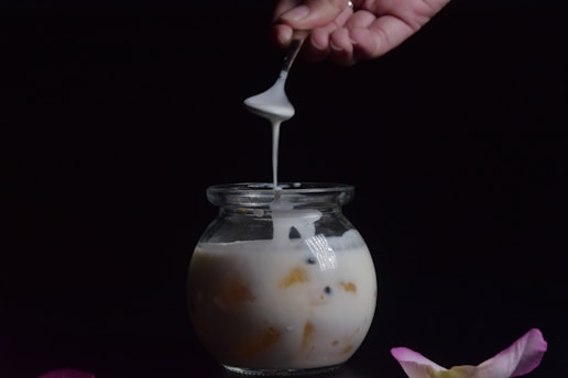clear glass jar