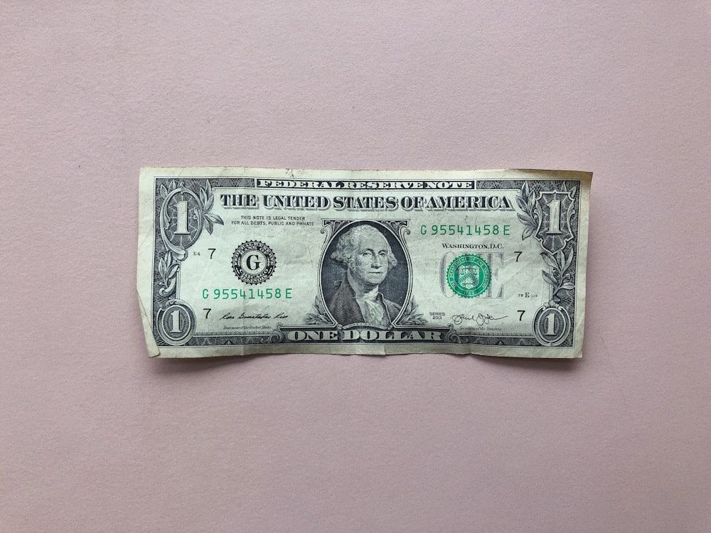 미국 달러 지폐 1장