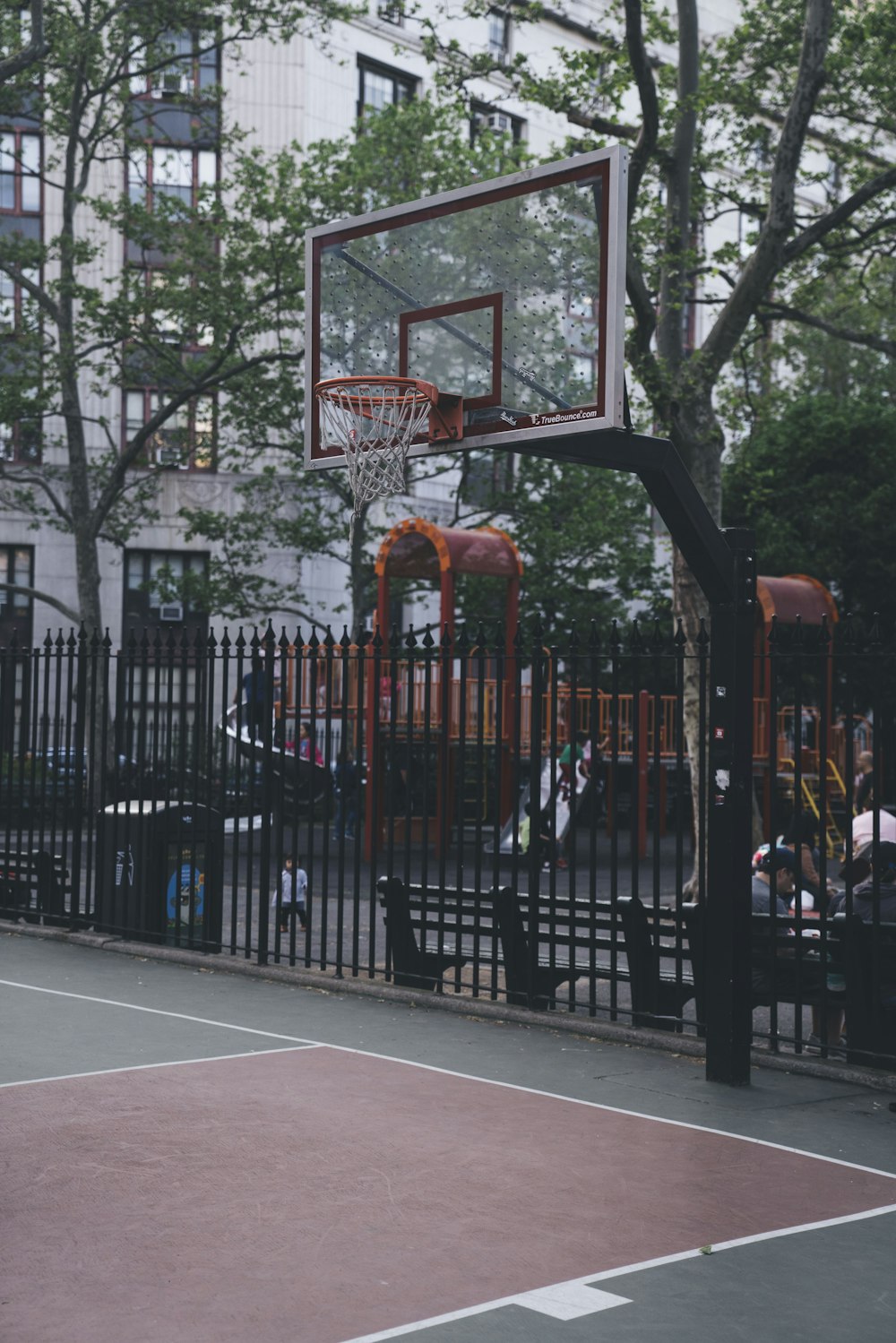 white and black basketball hoop