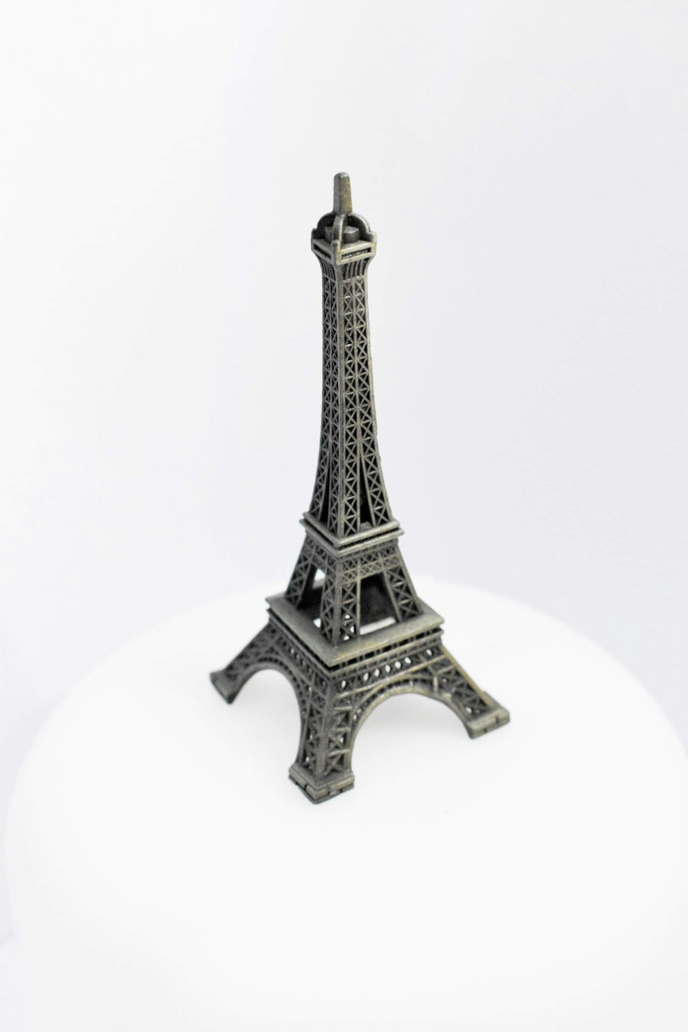 Modello in scala della Torre Eiffel