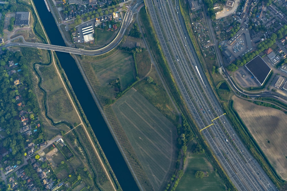 街のスカイラインの航空写真