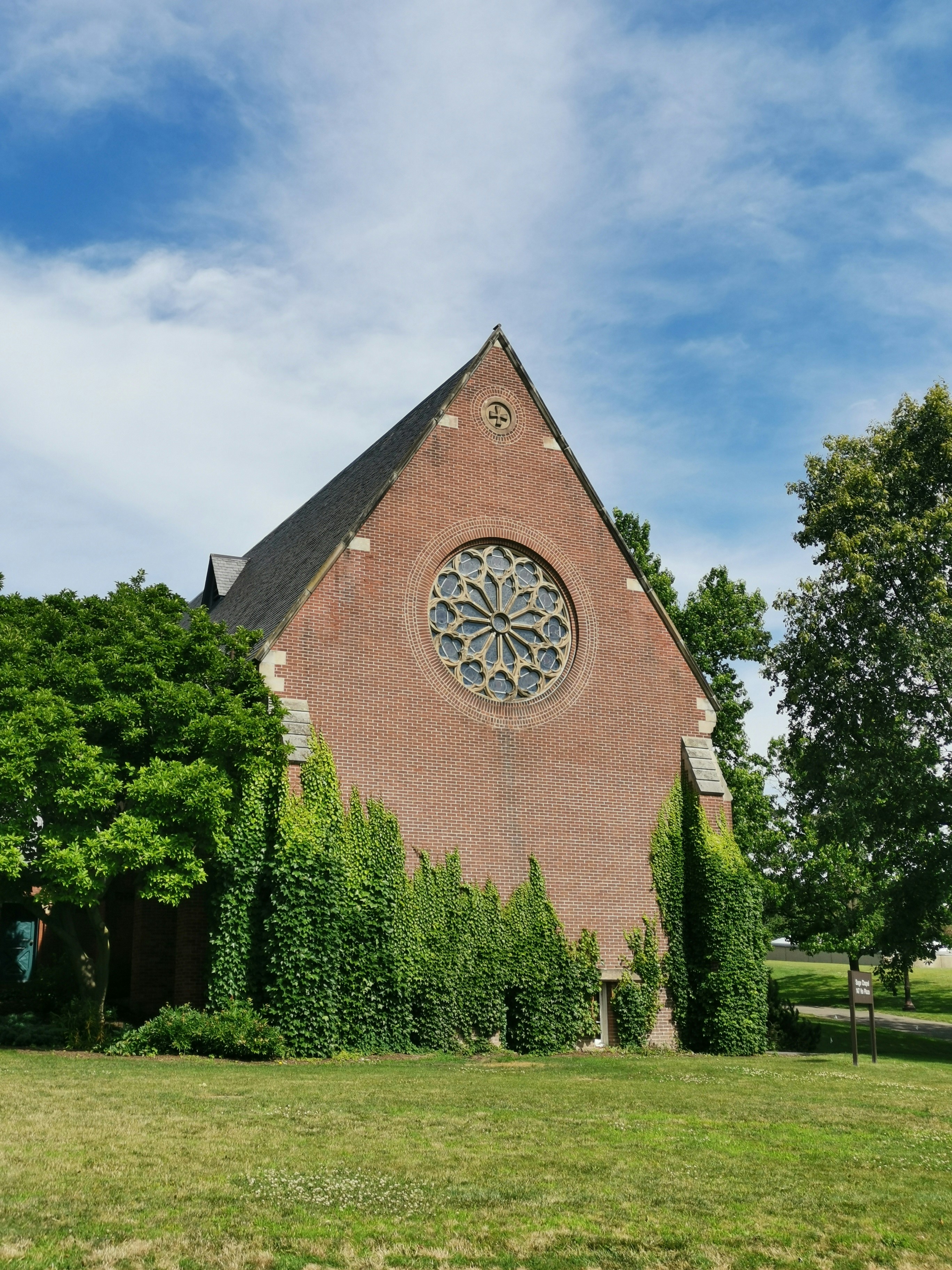 Photo by zhangyimiao