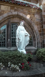 Mary statue