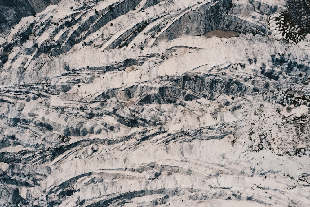 a very large mountain covered in lots of snow