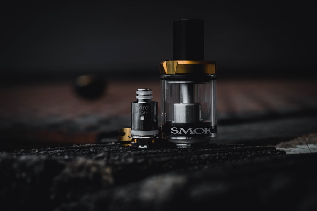 clear and black SMOK atomizer