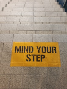 mind your step signage on stairs