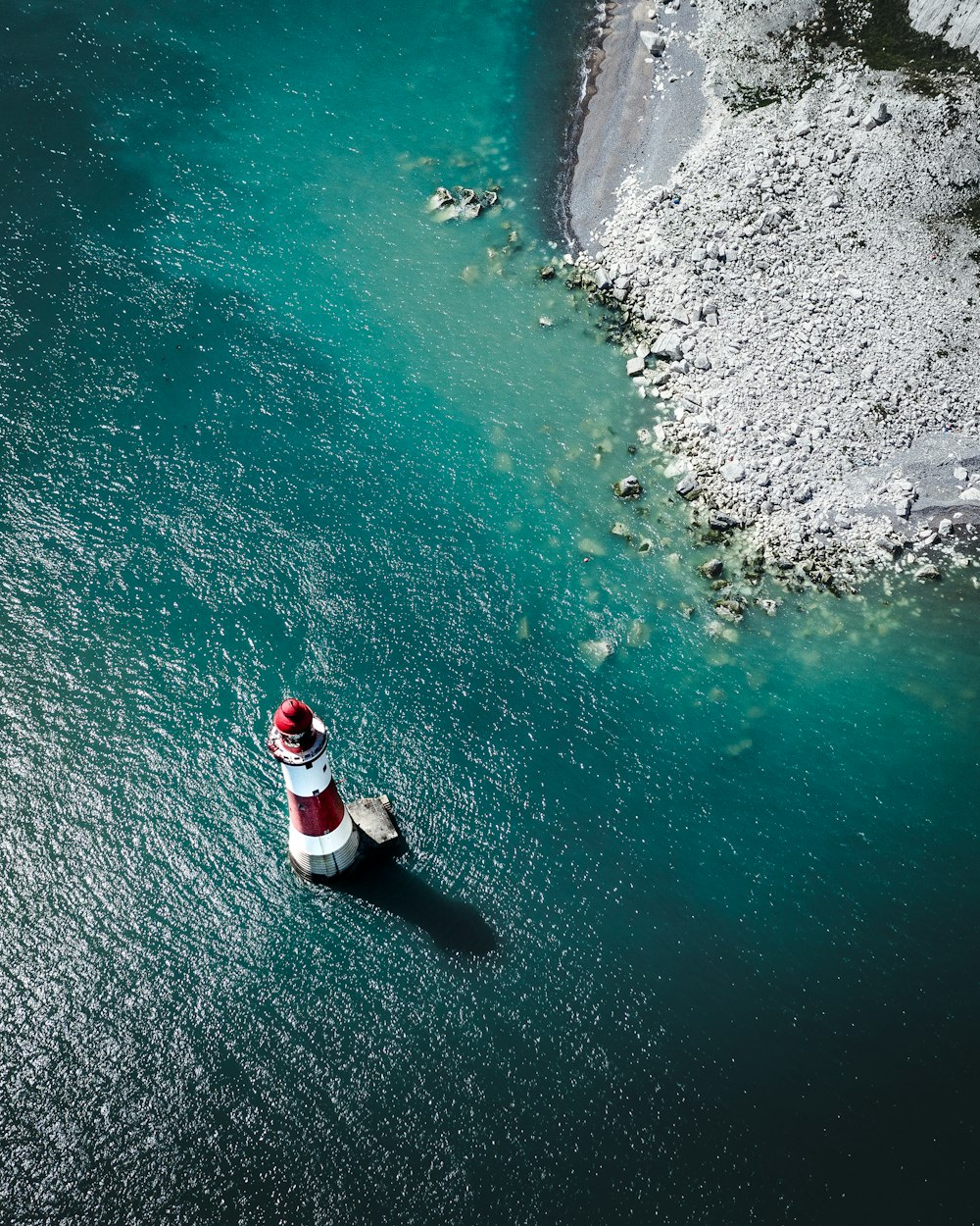 red and white lighthouse