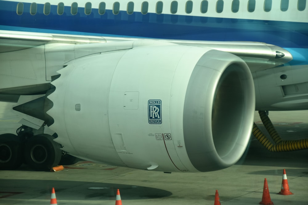 white airplane engine