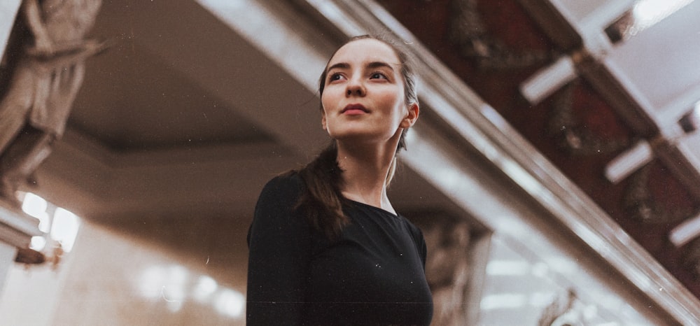 woman wearing black top