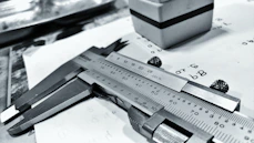 gray dial caliper