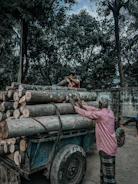 Customer loading freshly cut wood after rental session.