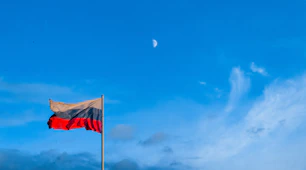 grey and red flag