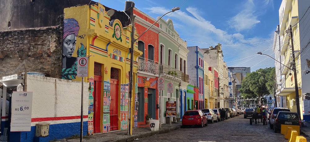 Estacionar vehículos entre edificios