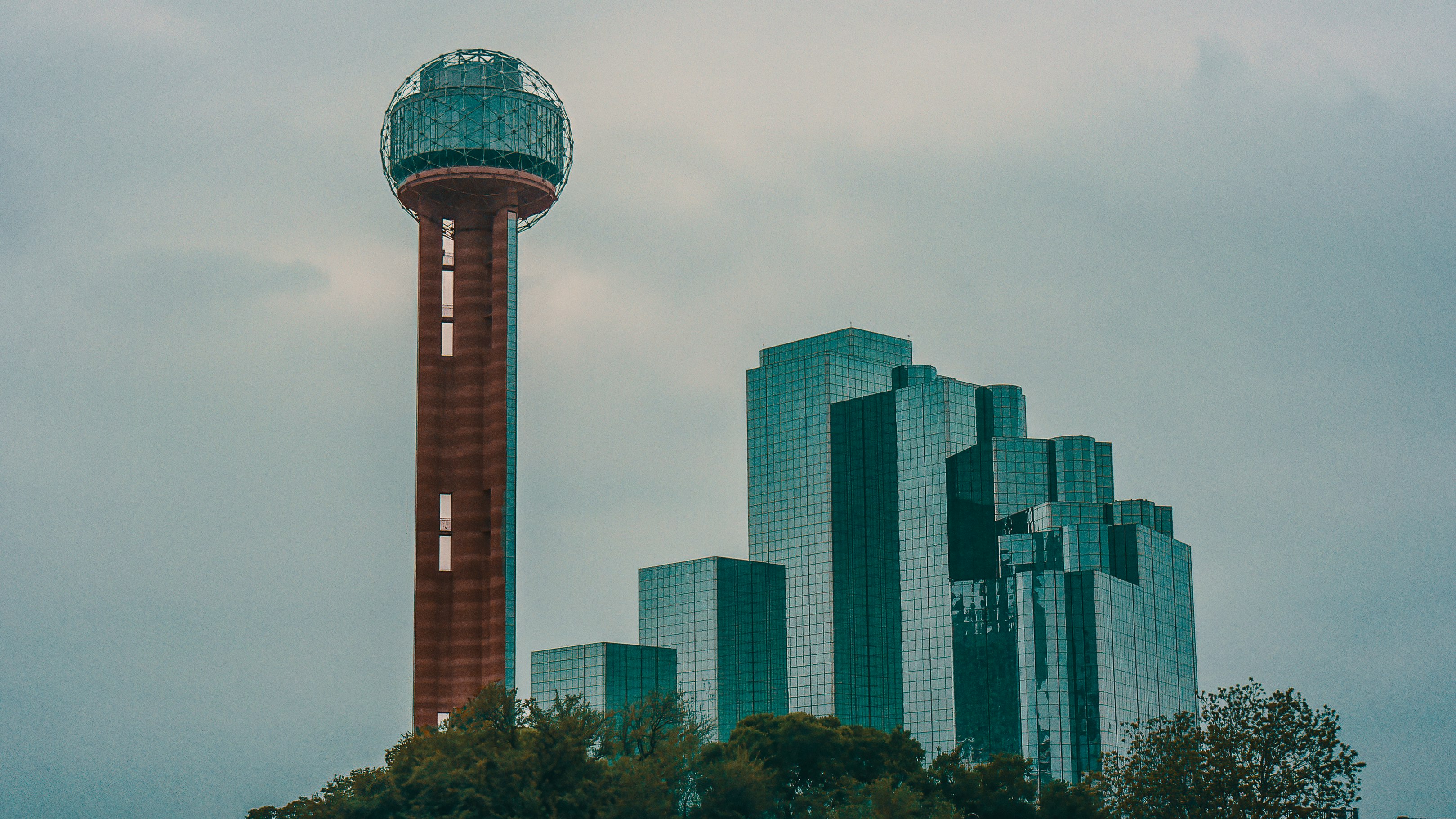 Reunion Tower stands tall over the Hyatt Regency Hotel (May, 2009).