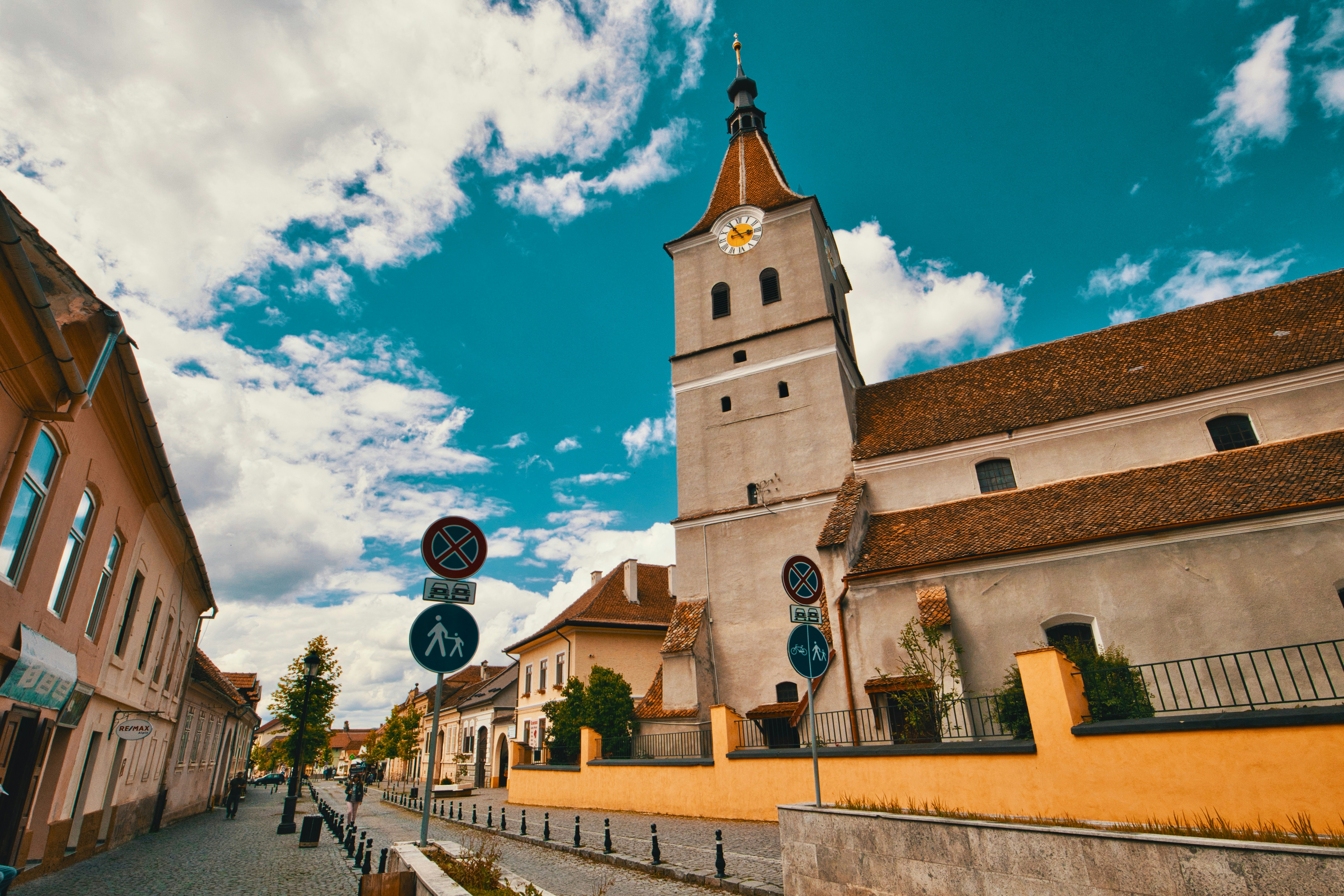 Photo by nomadicjulien