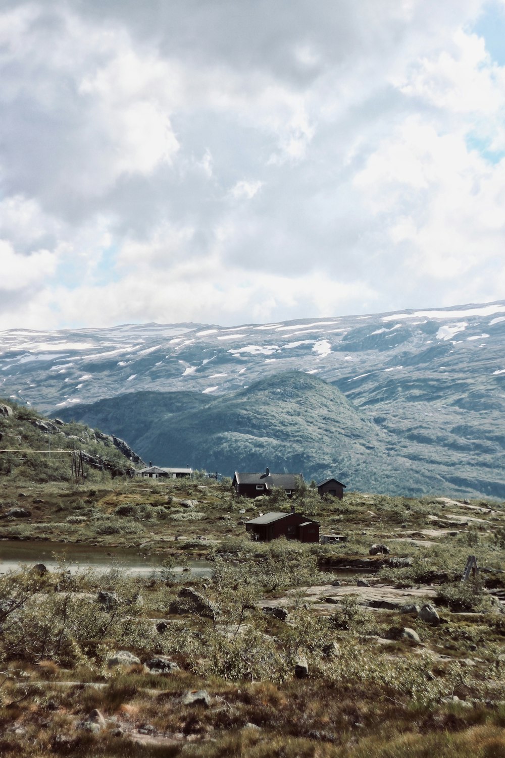 icy mountain scenery