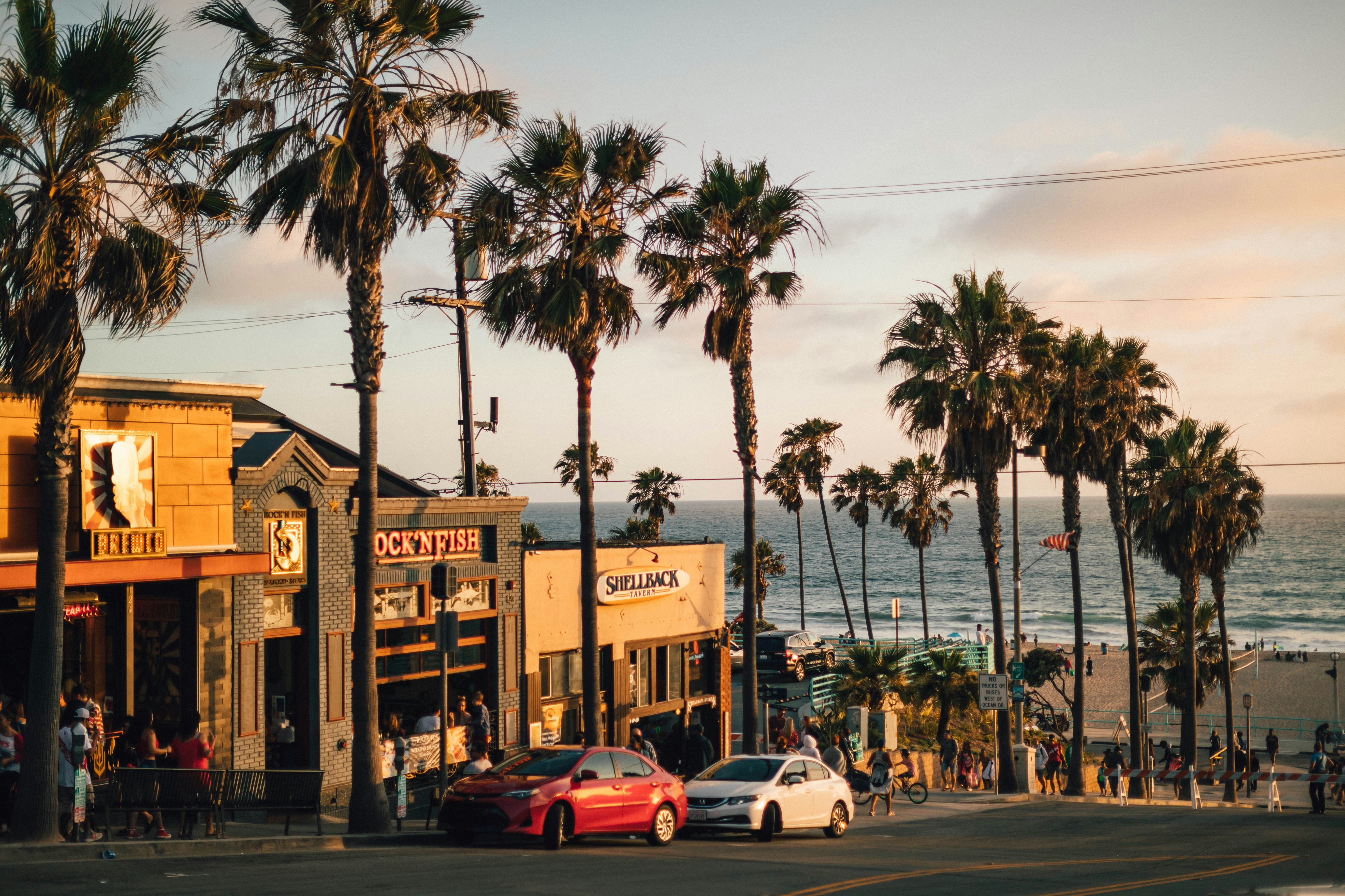 https://images.unsplash.com/photo-1563503136947-cc262fa1e423?ixid=M3w2MjYzNjJ8MHwxfHNlYXJjaHw3fHxDYWxpZm9ybmlhJTIwZ2lmdCUyMGNhcmQlMjBjYXNoLW91dCUyMGxhd3xlbnwwfDB8fHwxNzc4ODY1MzczfDA&ixlib=rb-4.1.0