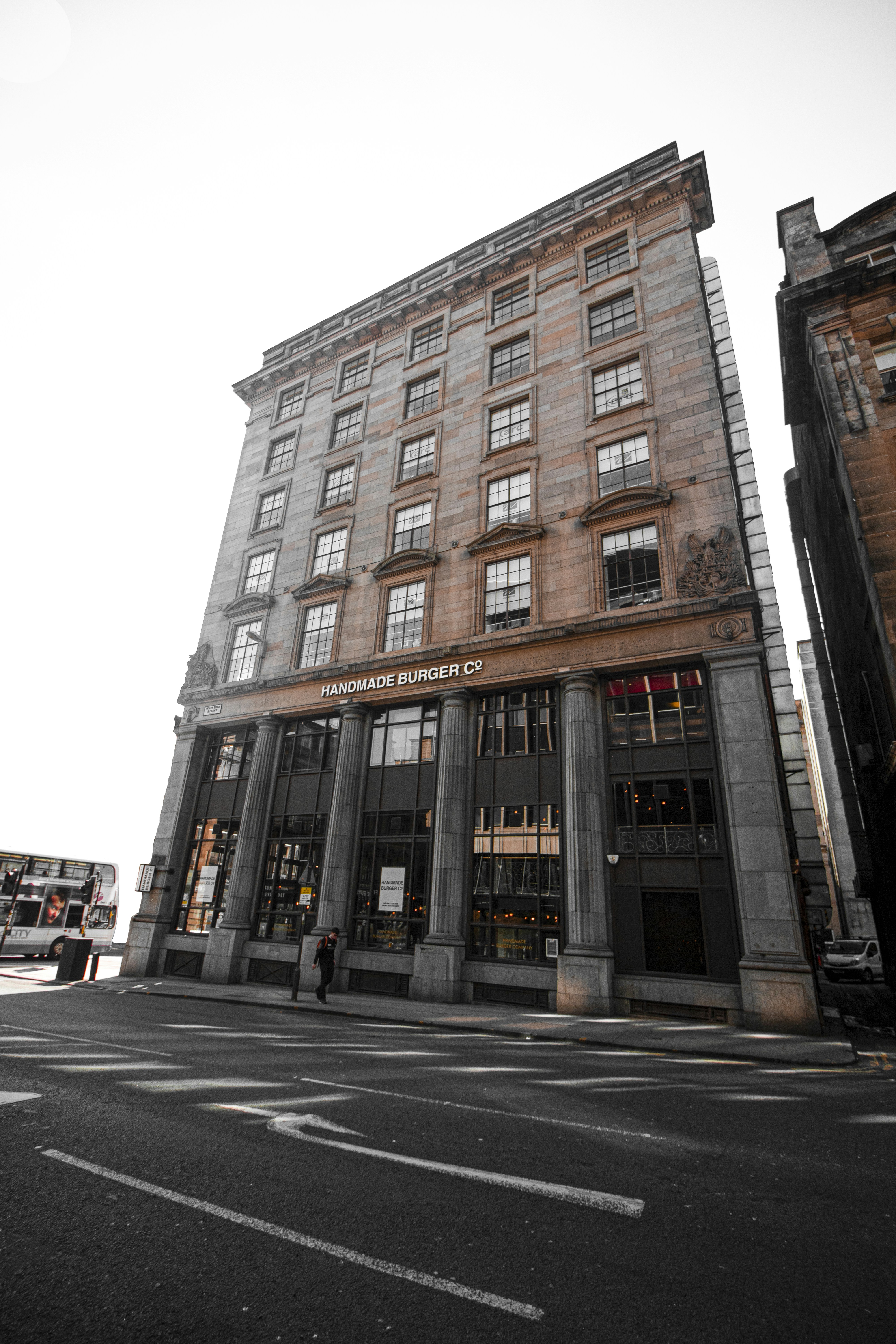 Photo by emilembunzama