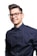 men wearing a black eyeglasses close-up photography