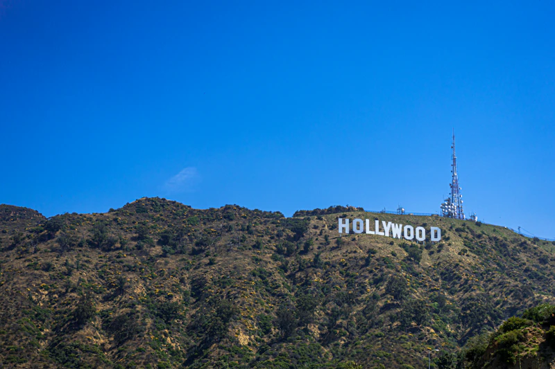 Official Hollywood sightseeing tour - Beverly Hills celebrity homes and Hollywood Sign views