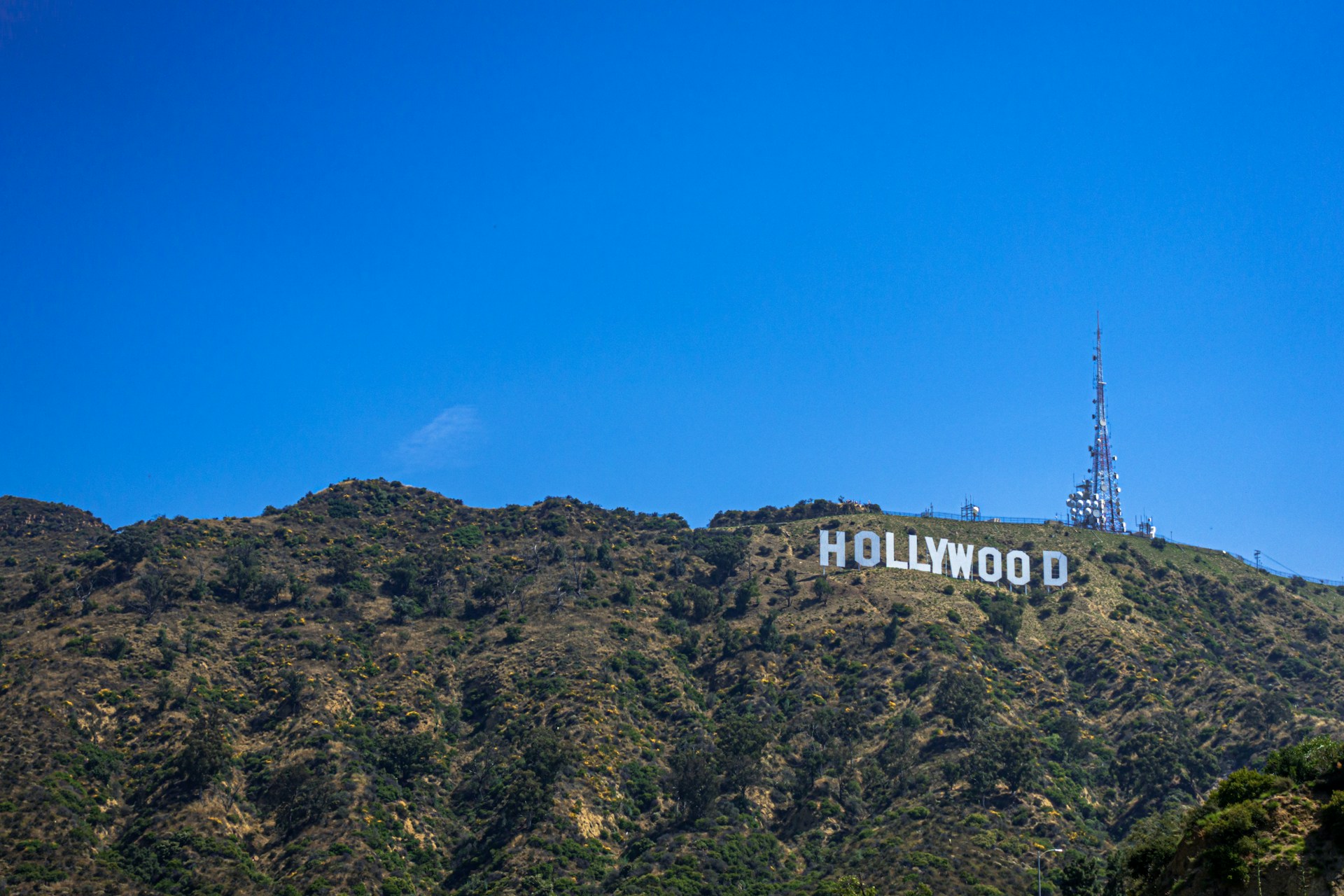 Hollywood sign at the hill during daytime