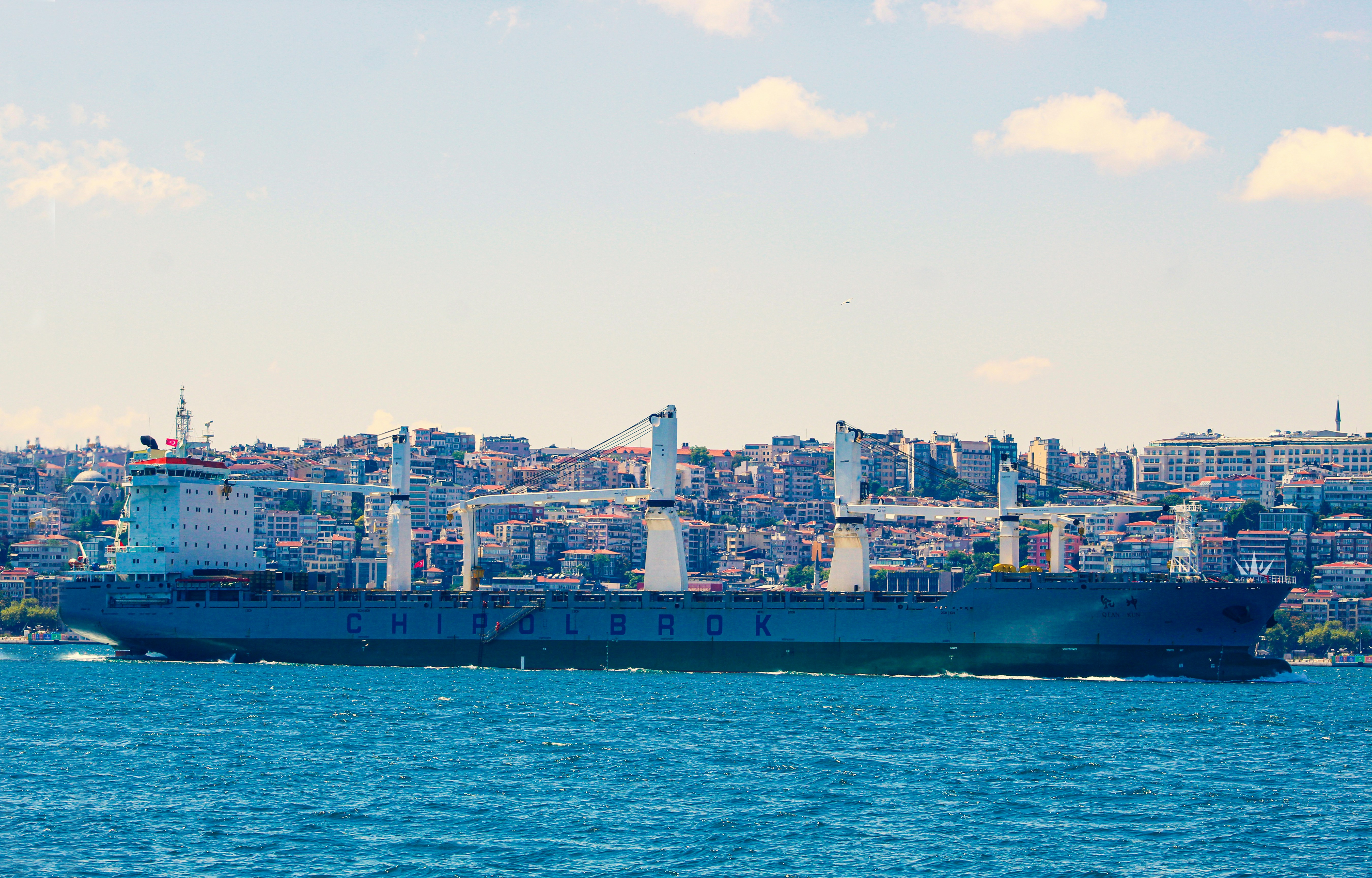 Navigating Customs Procedures for Shipping to Nepal
