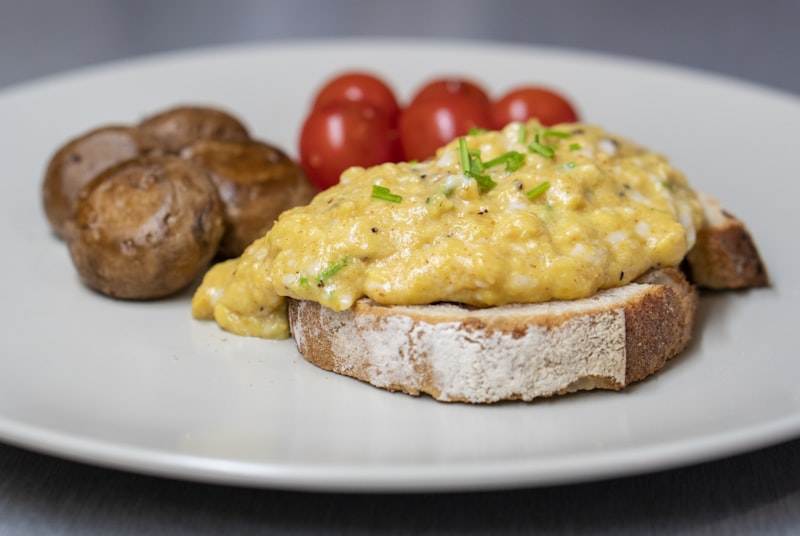 egg omelet from unsplash}