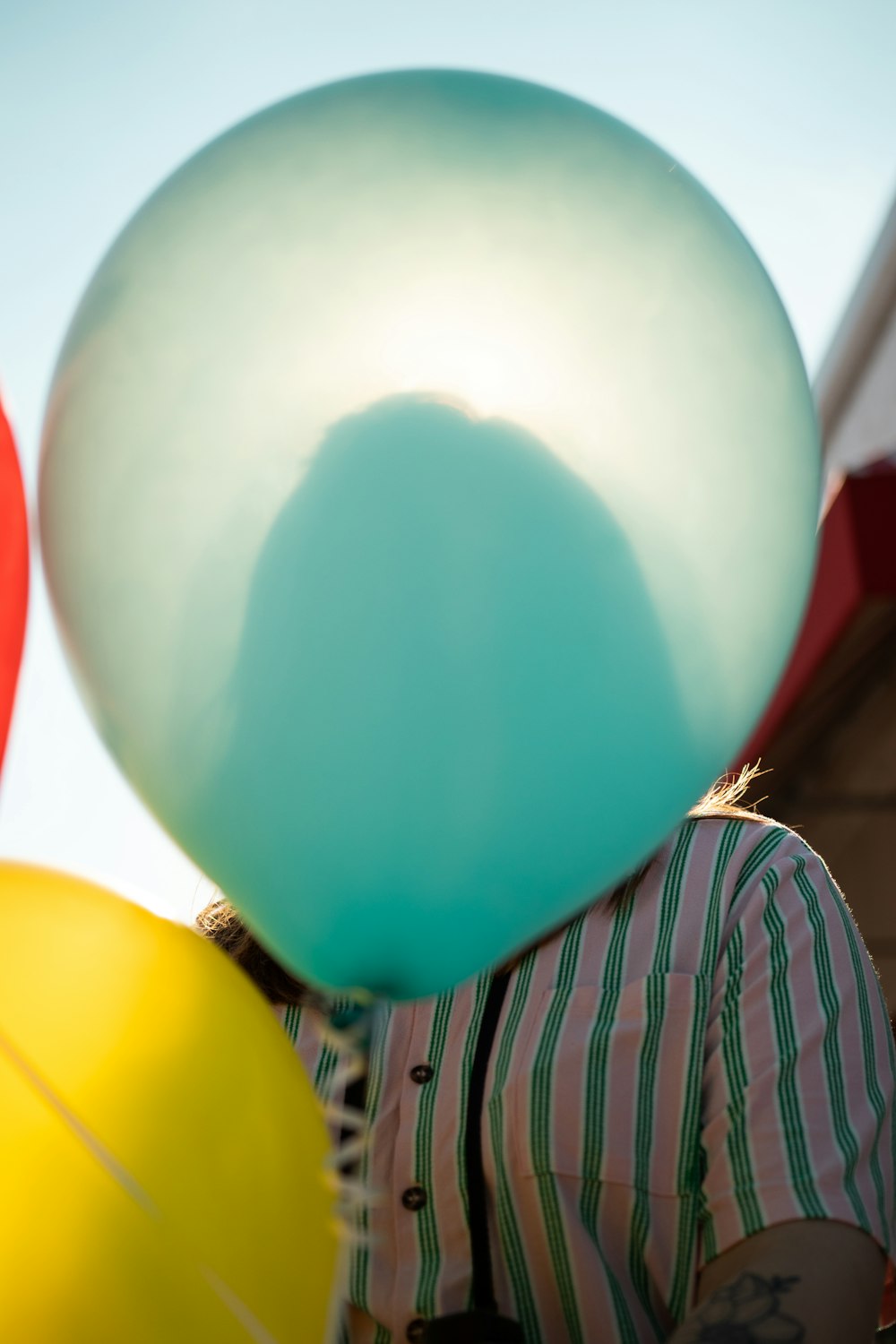 blue balloon