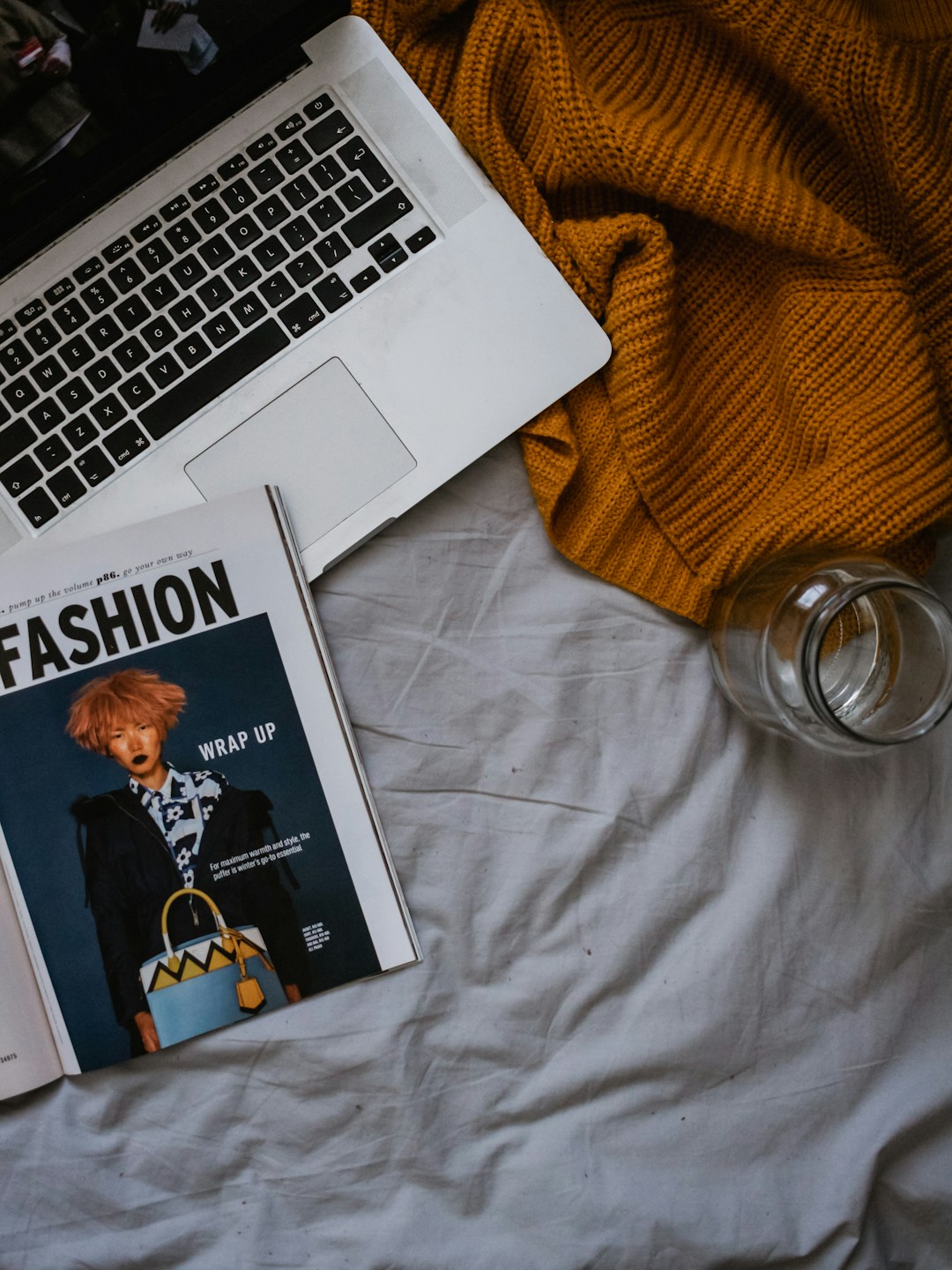 fashion blogger writing content strategy
