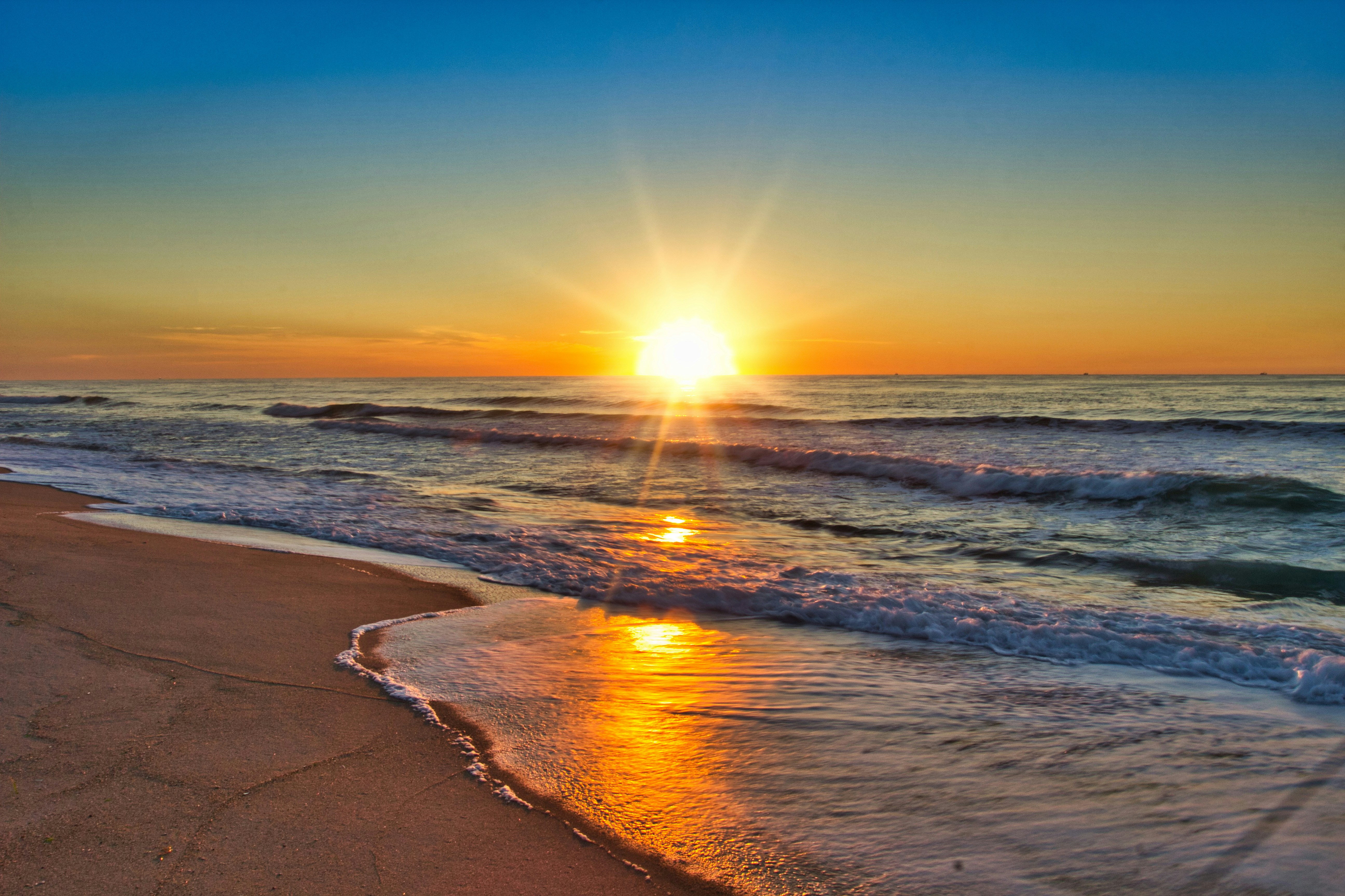 500+ Beach Sunrise Pictures [Stunning!] | Download Free Images on Unsplash