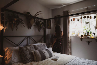 Charming bedroom setup in a tourist rental with soft textiles and natural accents