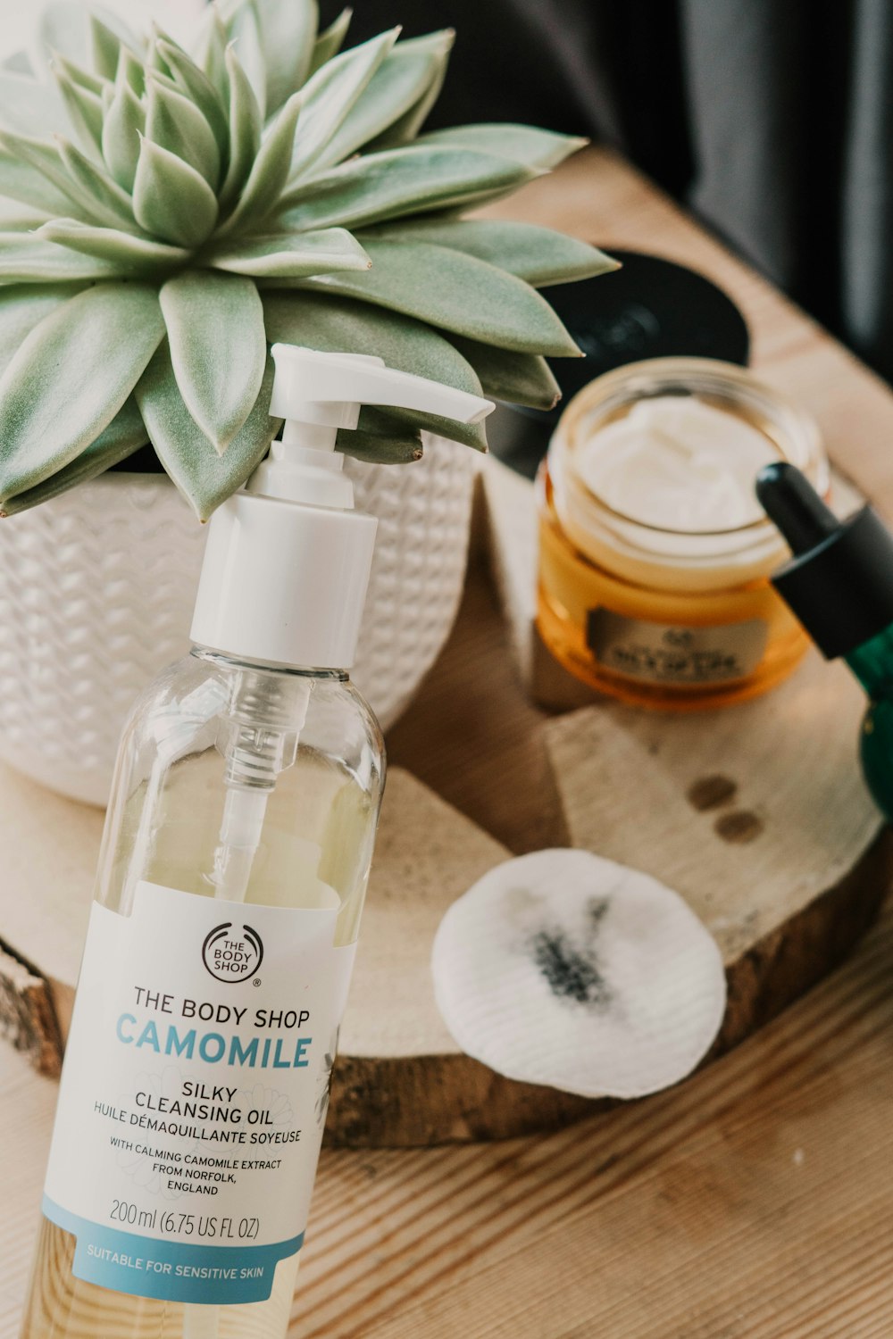 The Body Shop Camomile cleansing oil