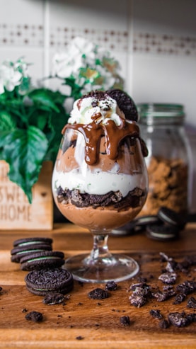 Oreo cookie sandwiches dessert in short-stem glass