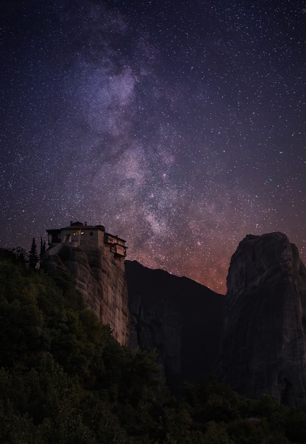 Best Time to Visit Meteora: Weather and Seasons Guide