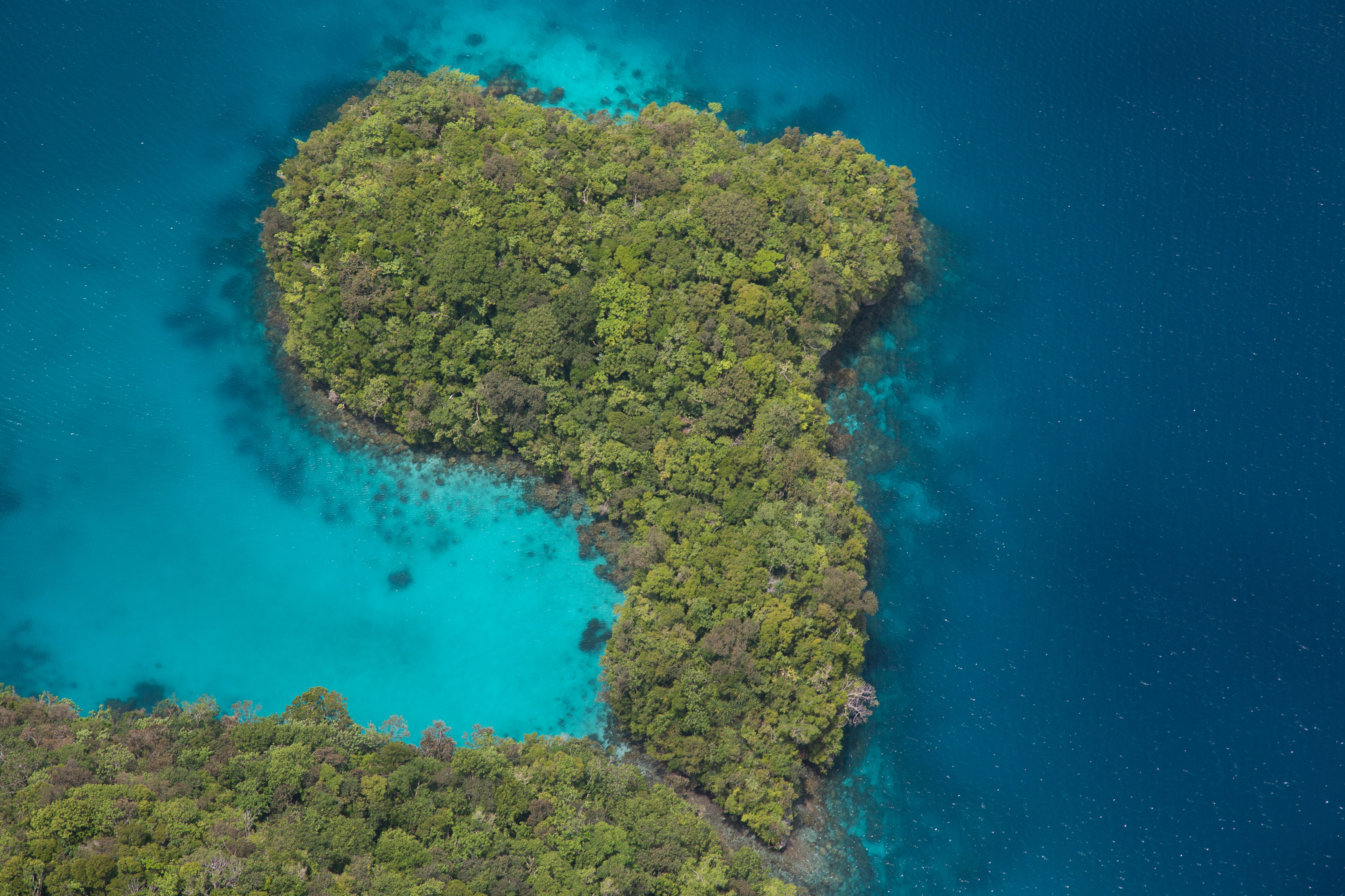 Palau Rock Islands from above - tropical beach with now way to get up on the island...