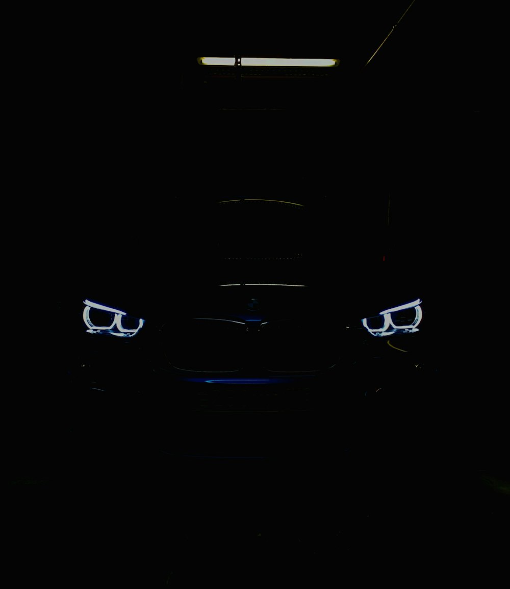 750 Bmw Pictures Hd Download Free Images On Unsplash