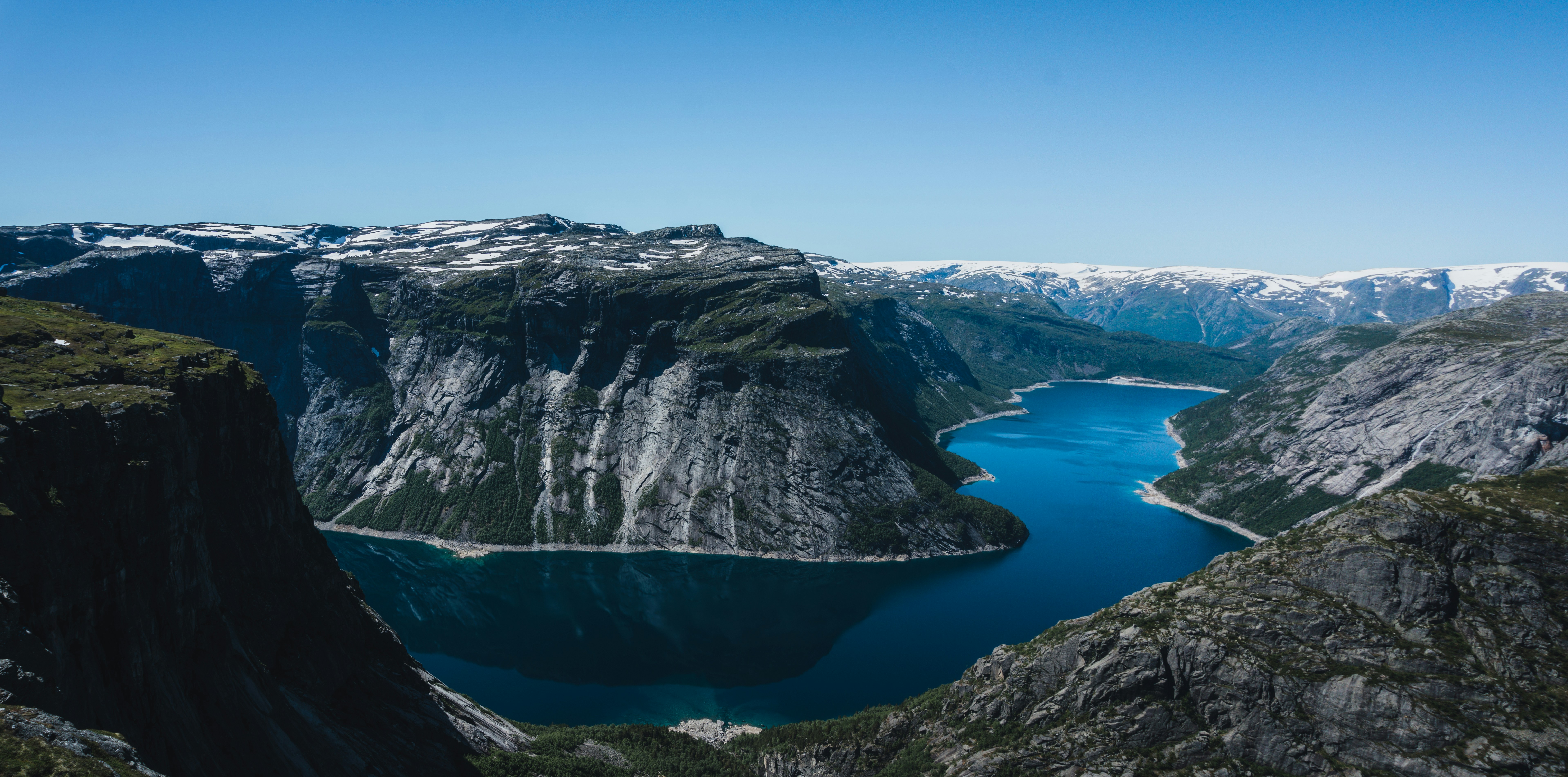 Photo by mitchelanneveldt