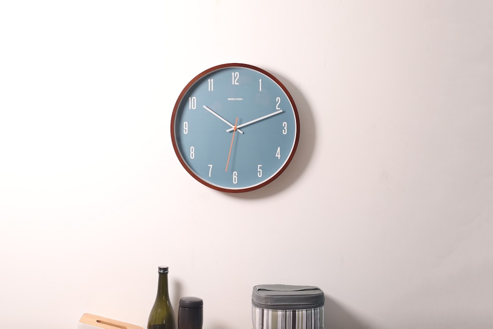 wall clock at 10:11 o'clock